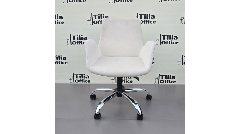 Maki Çalışma ve Çocuk Koltuğu Krom Yonca Ayak Beyaz